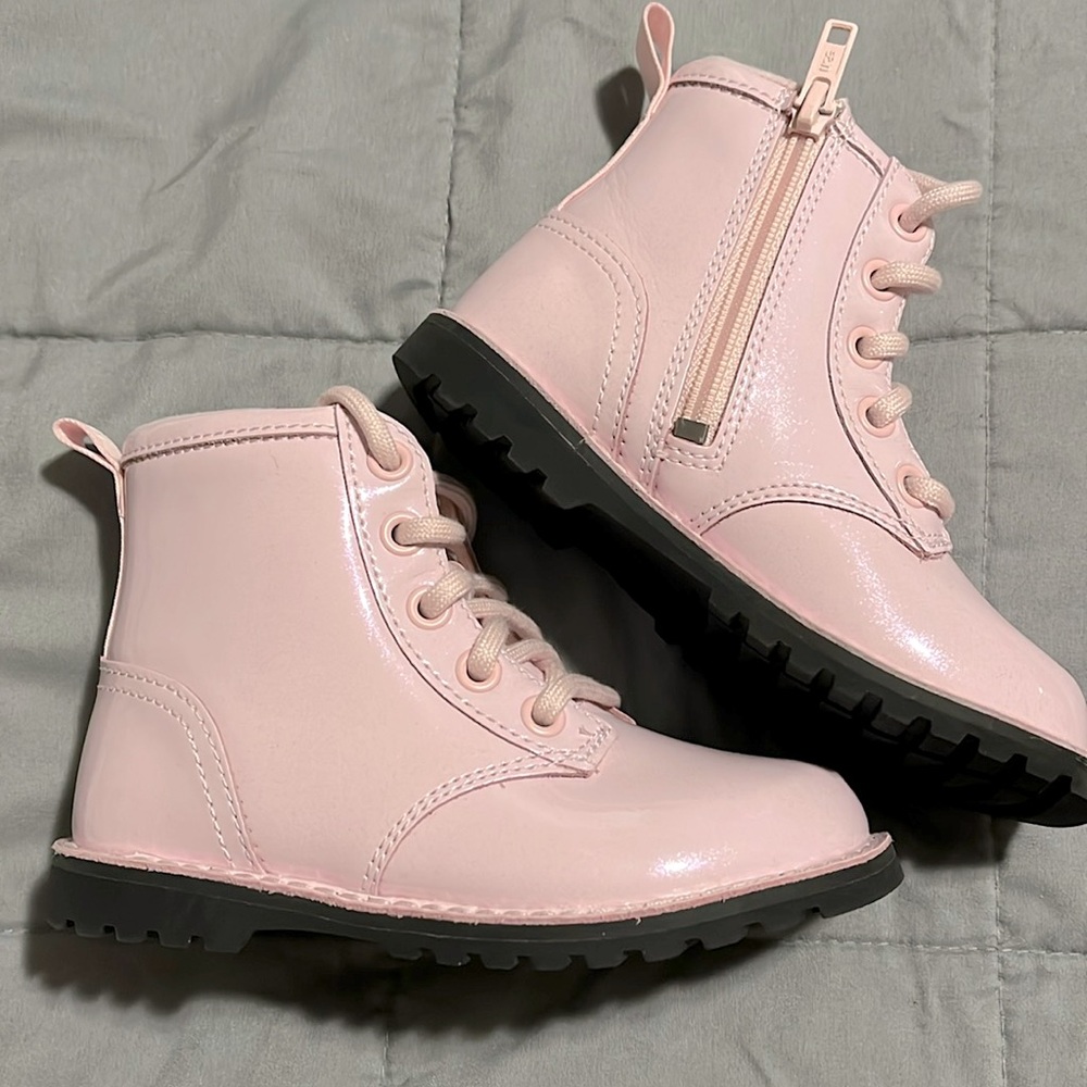 Girls Ugg boots